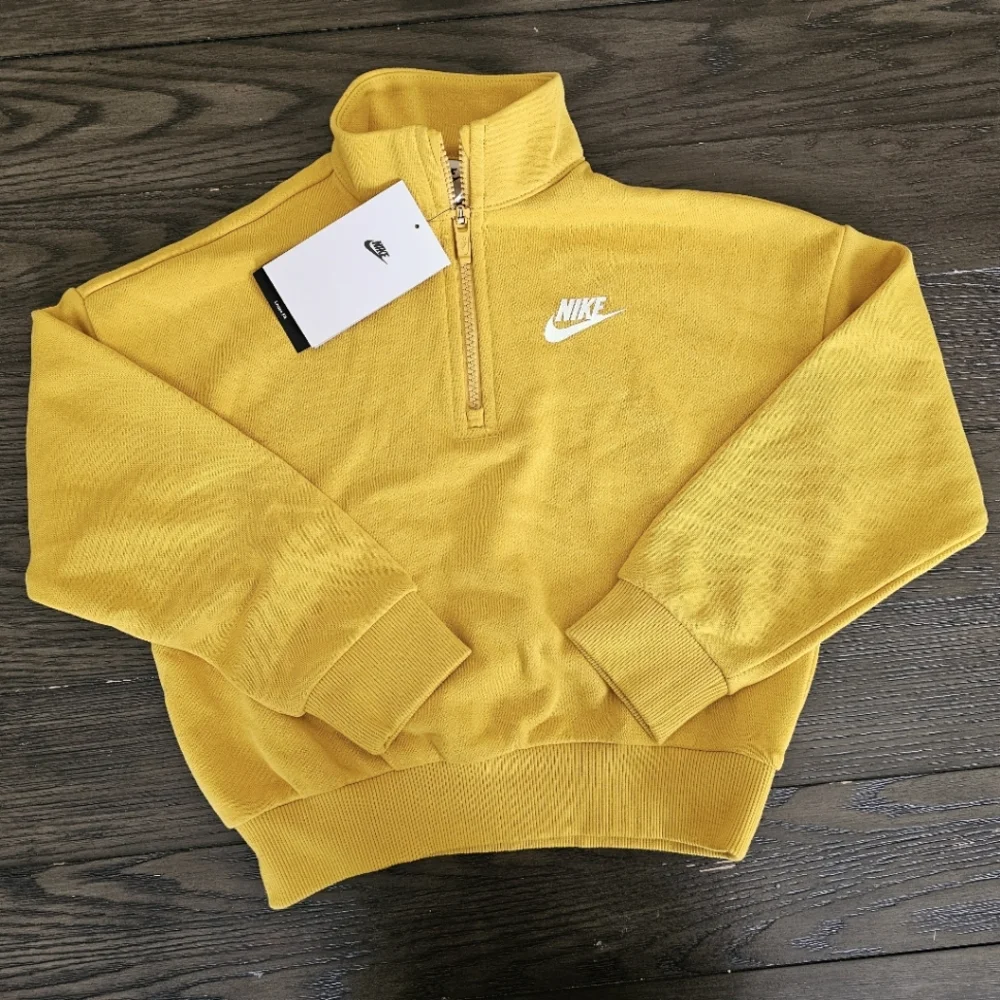 Nike Girl's Sportswear sweater - Picture 1 of 6